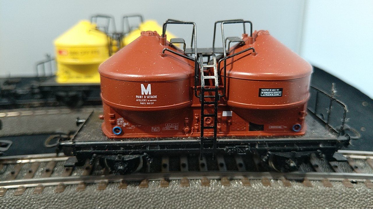 Märklin Modellini di ferrovie: 4 Märklin Silo-Behälter Wagen SBB/SNCF/DB – Usato da Uster venduto da Regenwurm61 3