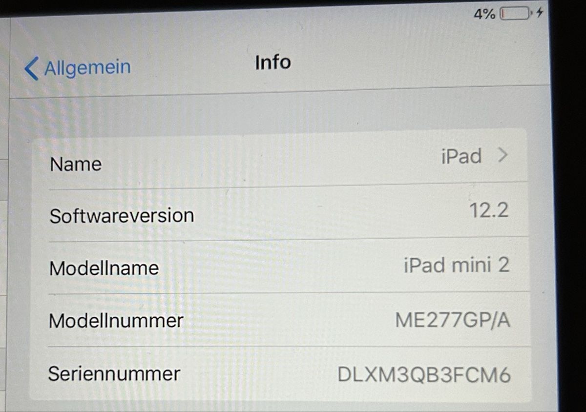 Apple Tablet PC: Apple iPad mini 2 mit Tastatur und Hülle – Usato da Zug venduto da nic_klq5 2