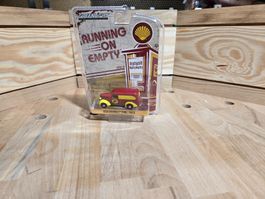 1939 Chevrolet Panel Truck Shell Greenlight 1:64 OVP NEU