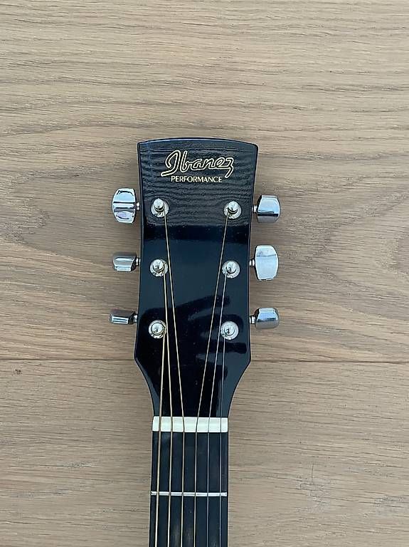 Strumenti musicali: Gitarre Ibanez Performance schwarz inklusive Tragetasche – Usato da Lyss venduto da mar_fyg5 2