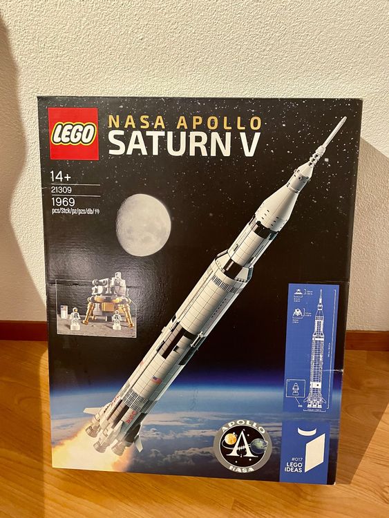 Lego Nasa Apollo Saturn V (Neu und originalverpackt) in für CHF 140 ...