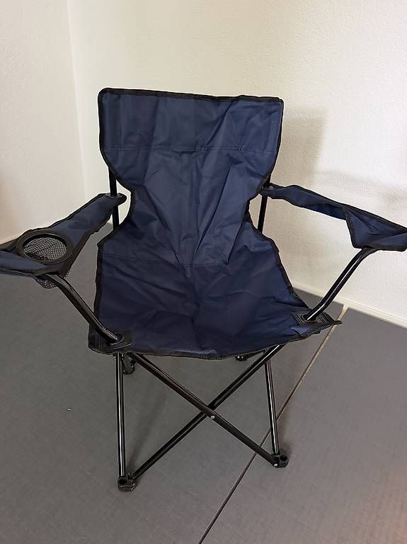 Chaises: Campingstuhl – D'occasion à Wilen b. Wil par Valerx
