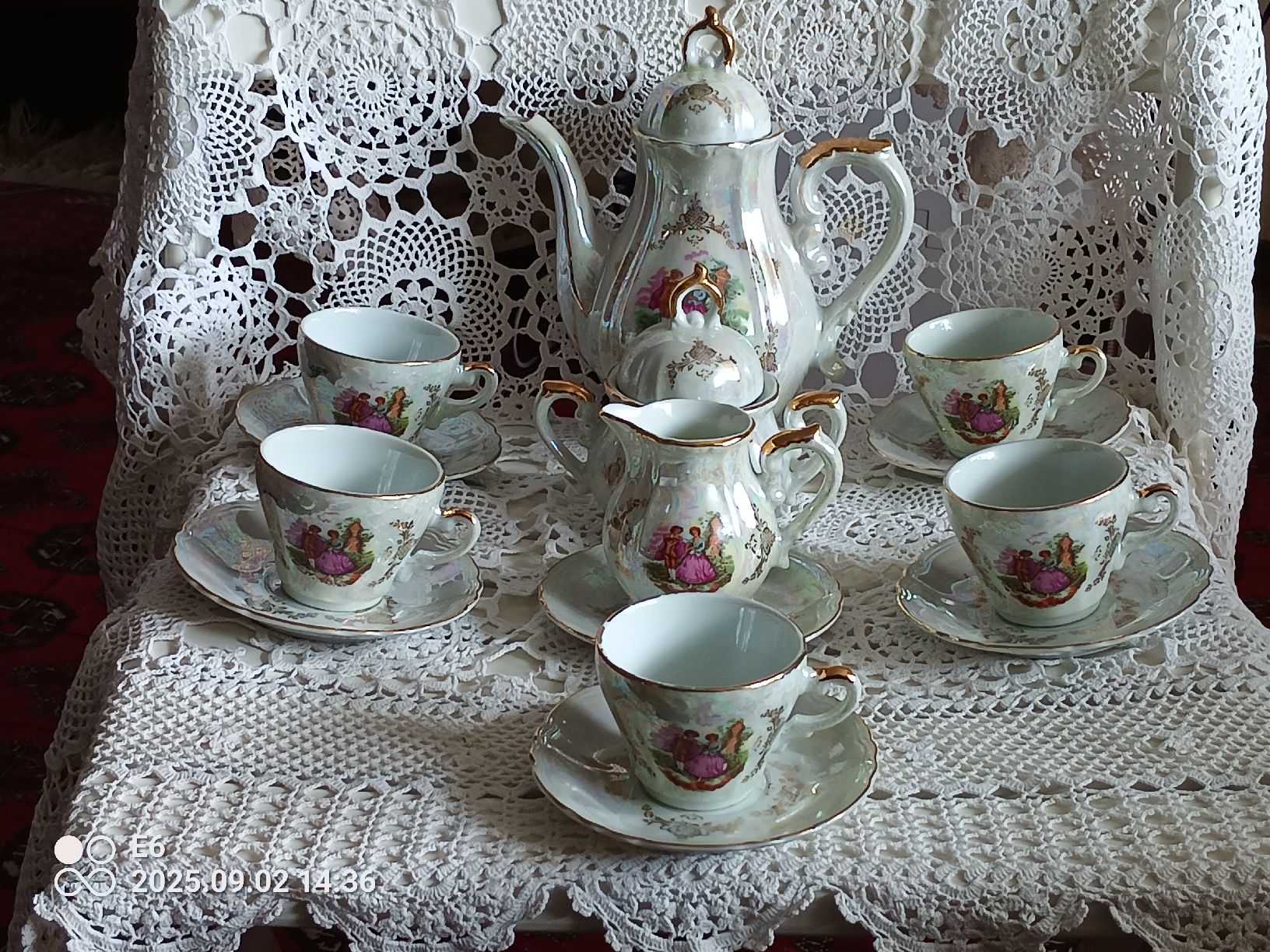 Set di piatti: Herziger Mocca-Service 16teilig – Usato da Zürich venduto da Mitzi6