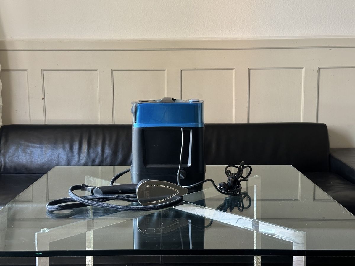 Tefal Bügeleisen: Tefal Cube Iron – Gebraucht aus Zürich von lud_pn86 1