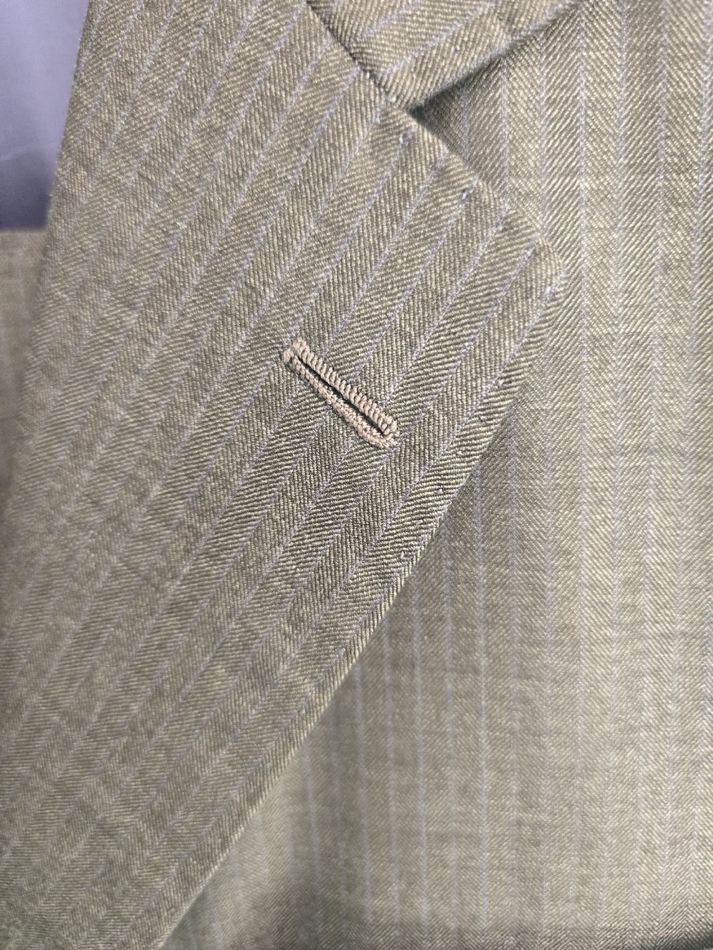 Completi, tute sportive e funzionali: BUSINESS SUIT 3 PC  – Usato da Zug venduto da f_t_827r 8