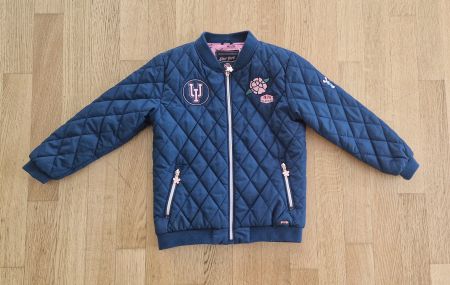 Schöne Übergangsjacke, Gr. 122, guter Zustand