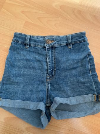 Short jeans H&M taille 30-32