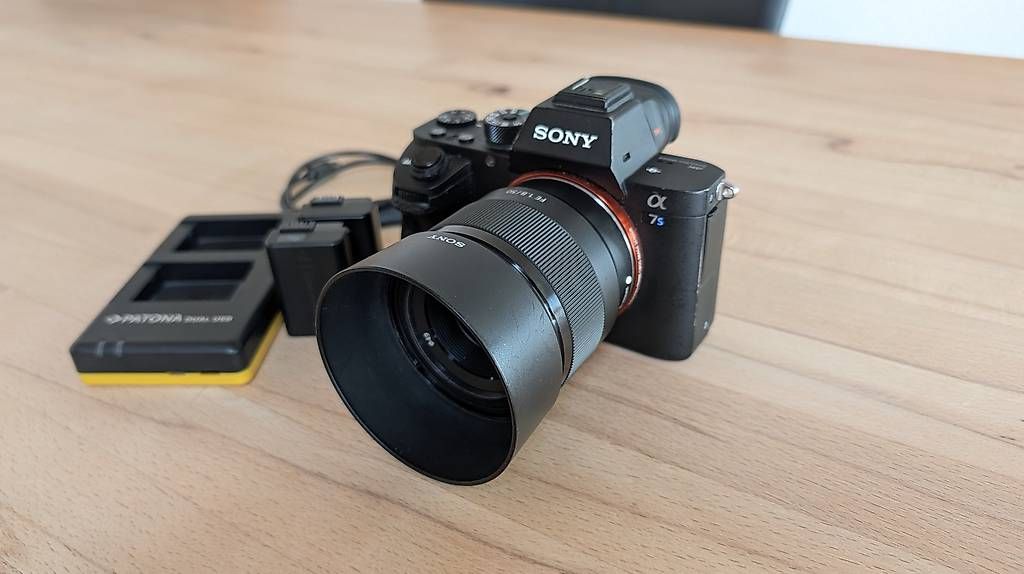Sony Kamera: Sony Alpha 7s II mit Objektiv – Gebraucht aus Menzingen von S.F.T 3