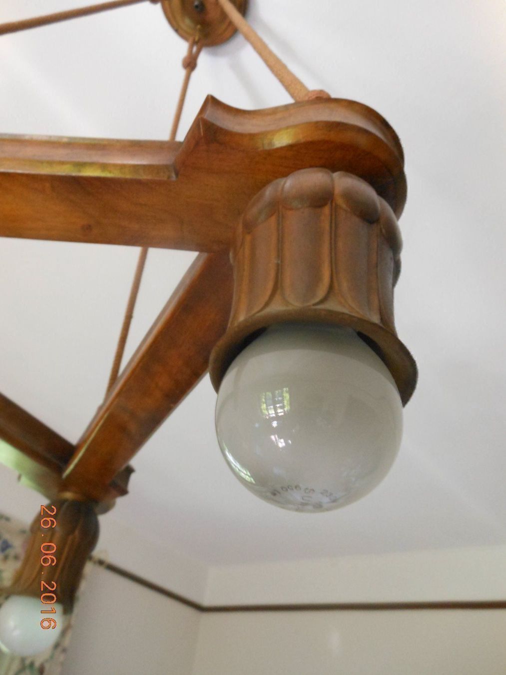 Lampade: Antike Jugendstillampe aus Holz – Usato da Lenzburg venduto da mayfair02 3