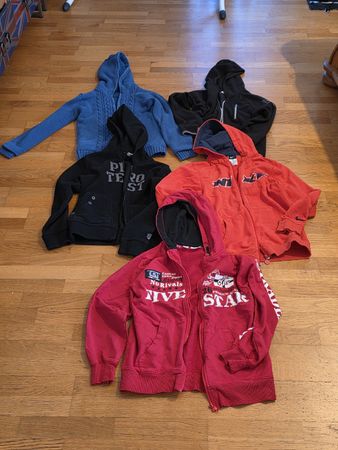 5 Sweatjacken für Kinder Grösse 152