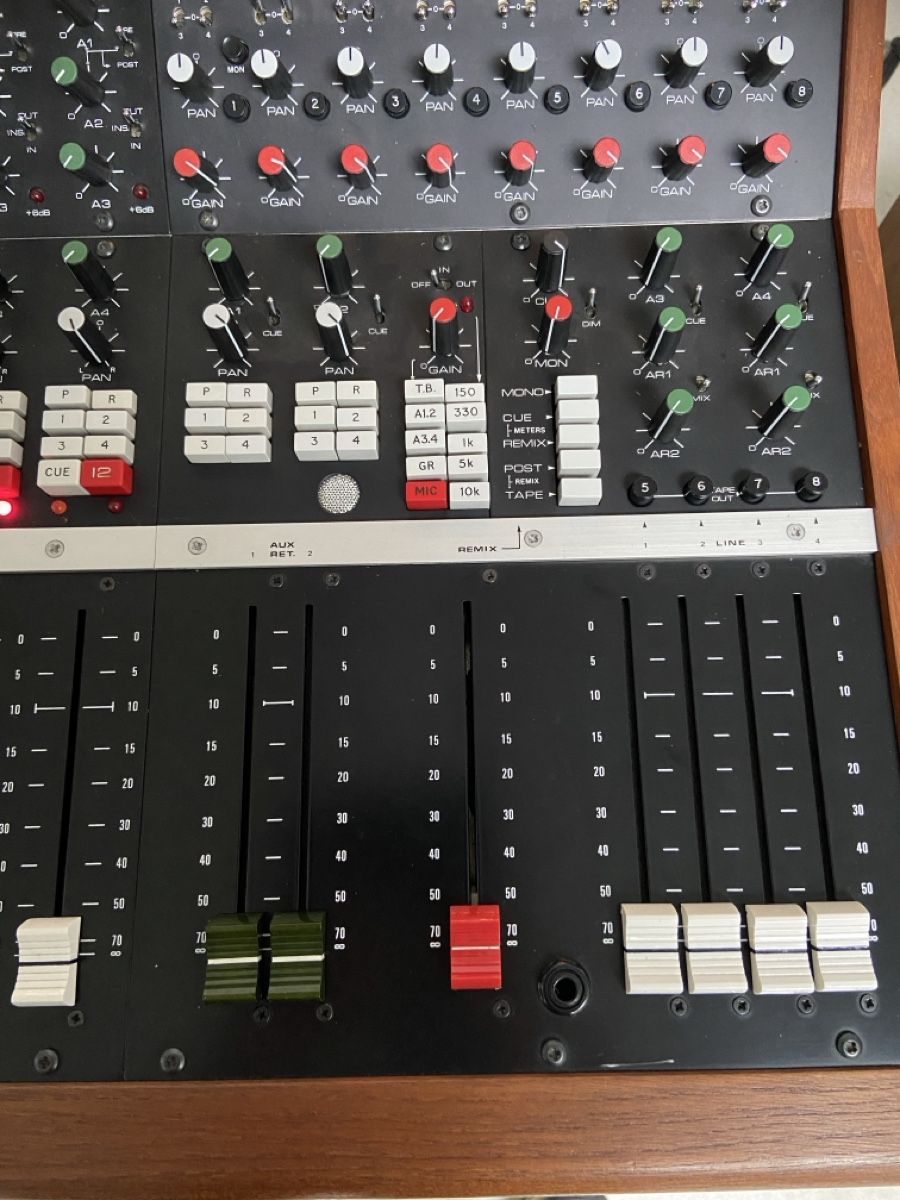Platines de mixage: Chilton QM3 - console de mixage 12 canaux – D'occasion à Vevey par eternalslang 3