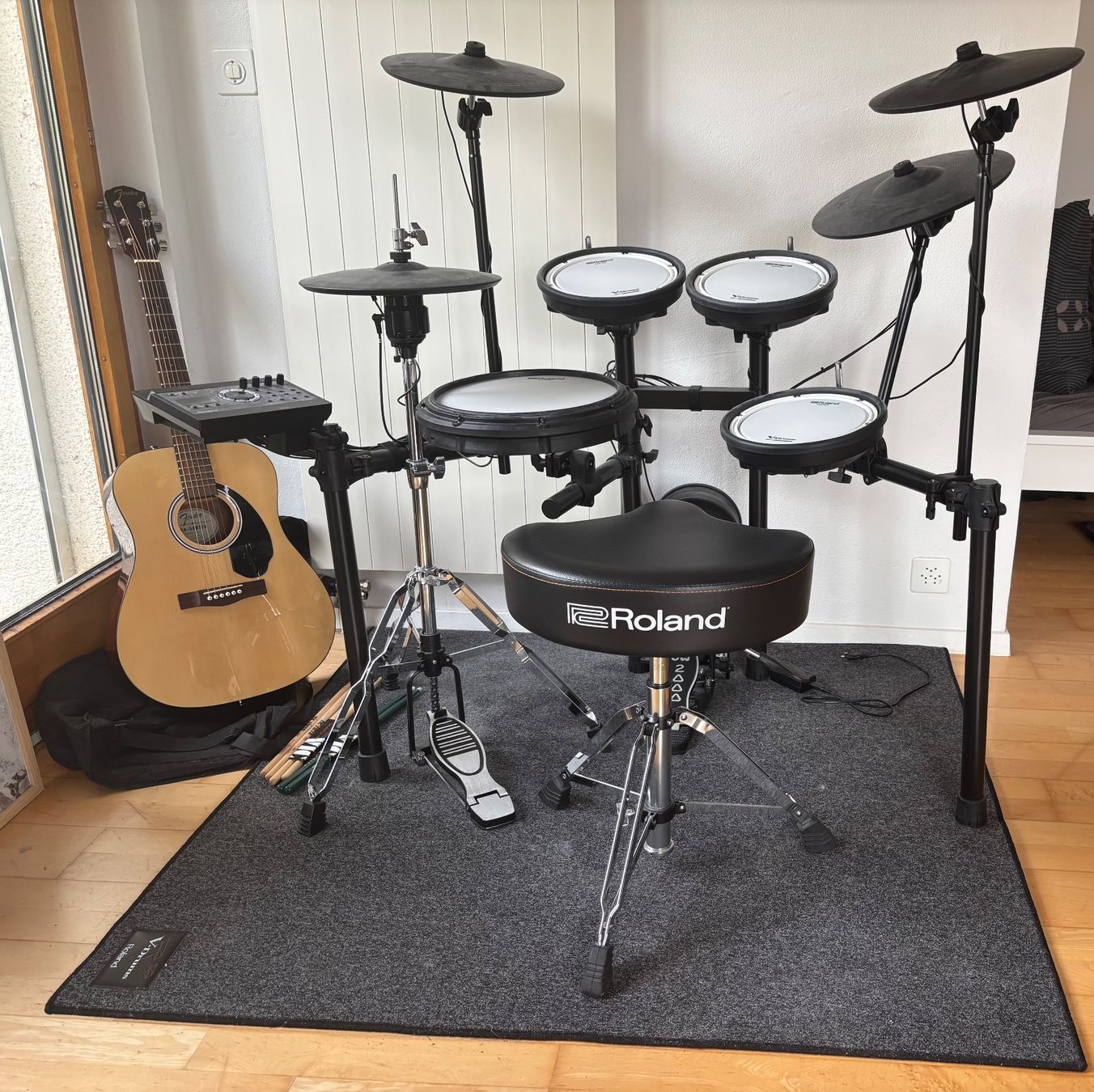 Roland Strumenti musicali: Roland TD-17KVX2 inkl. Drumhocker und Drum-Matte – Usato da Thalwil venduto da tym_7ytk