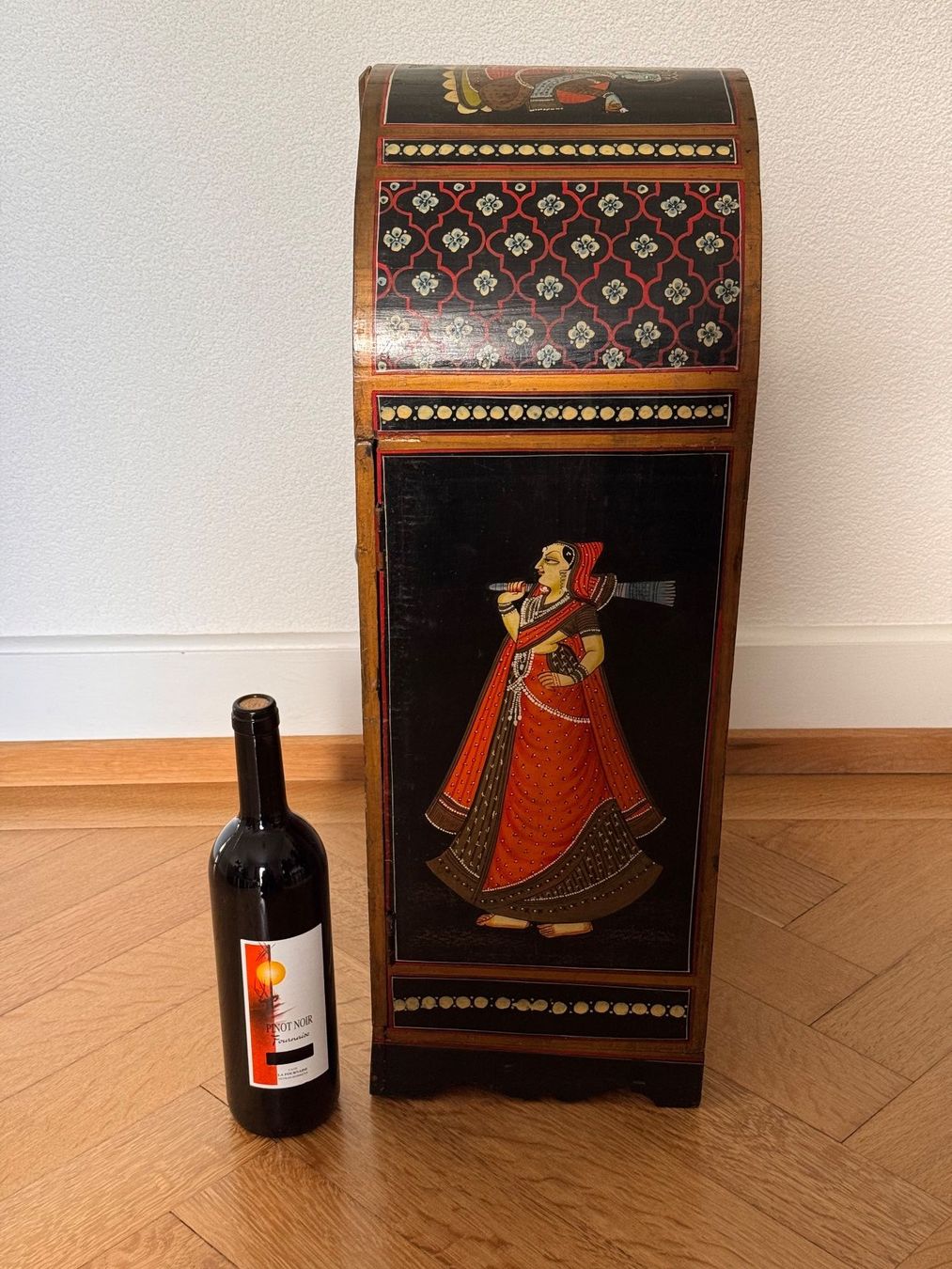 Tutte le decorazioni: Indischer ehem. Hausschrein – Usato da Sierre venduto da sevenworlds 6