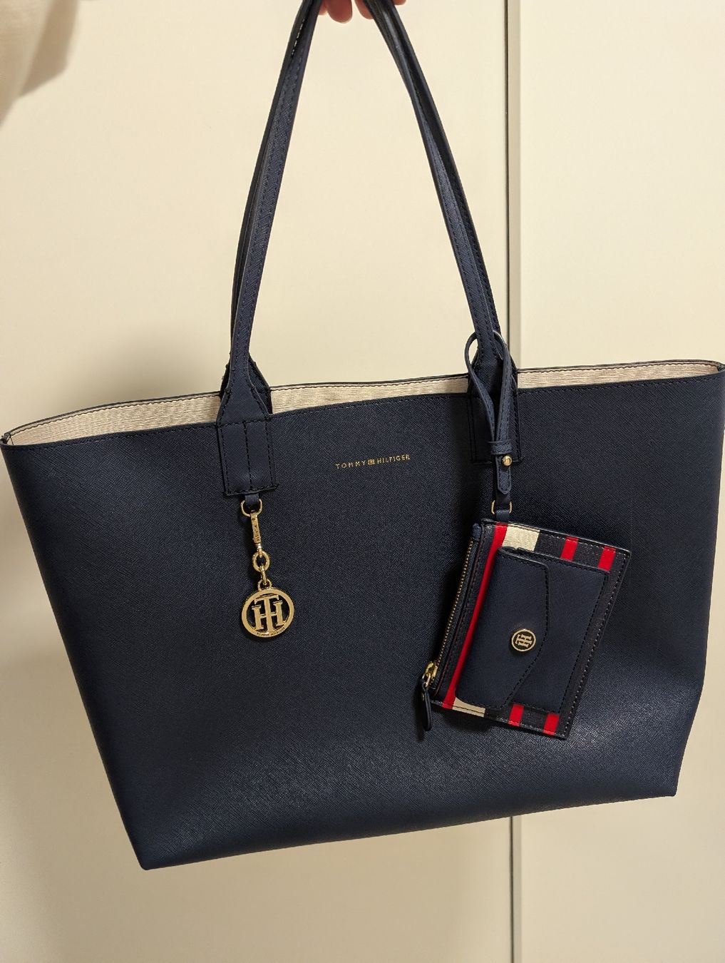 Tommy Hilfiger Borse da donna: Borsa Tommy Hilfiger reversibile – Usato da S. Pietro venduto da van_2826