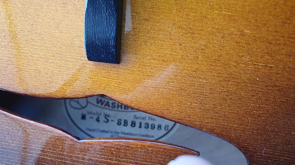 Washburn Strumenti musicali: Mandoline Washburn M-4S Jethro Burns – Usato da Biembach venduto da Musiksalander 2