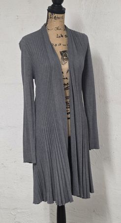 Grauer Strickjacke von Just Woman, Gr.  S/M, Top Zustand!