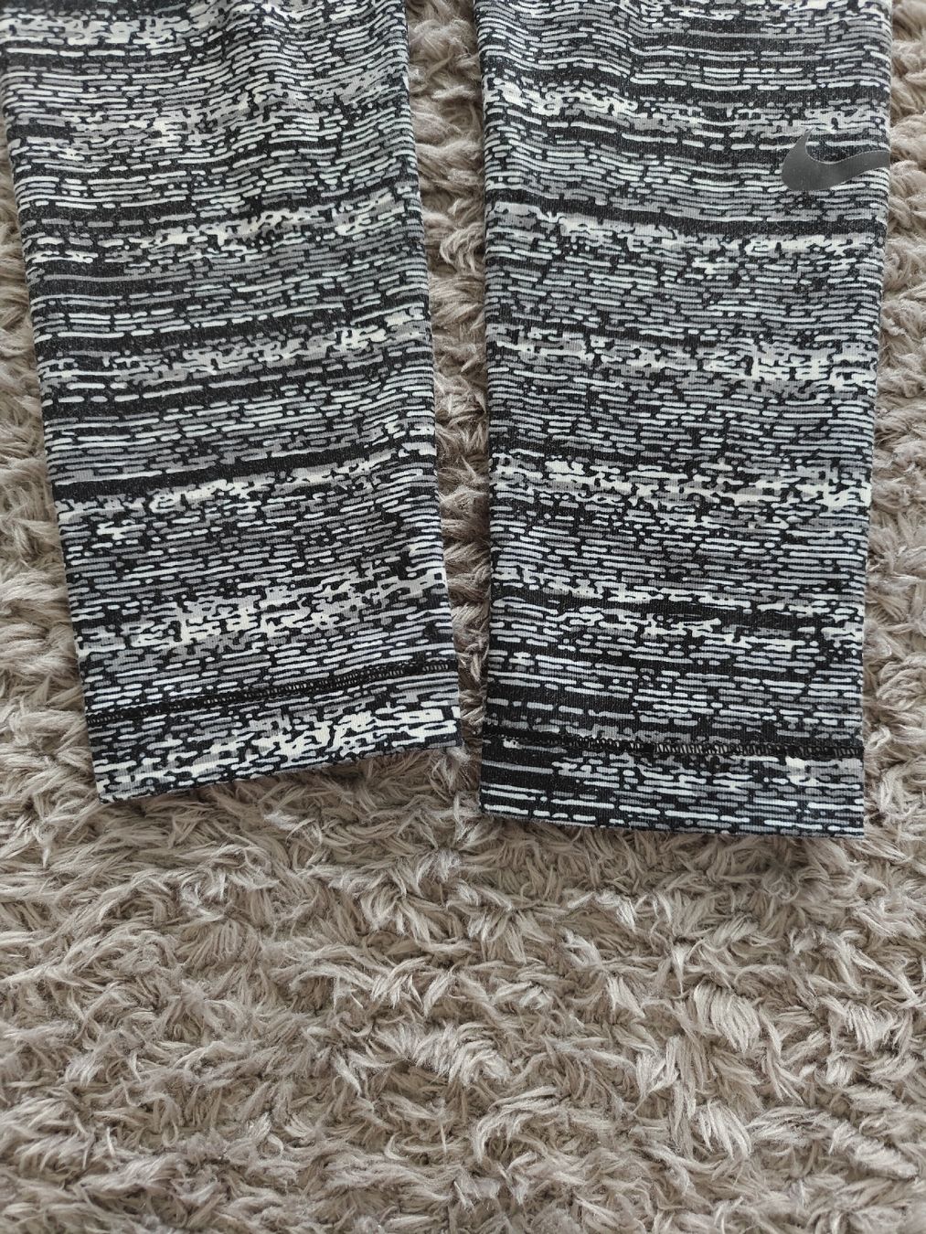 Nike Leggings: Nike Pro Sport Leggins – Usato da Pieterlen venduto da Saemelili 4