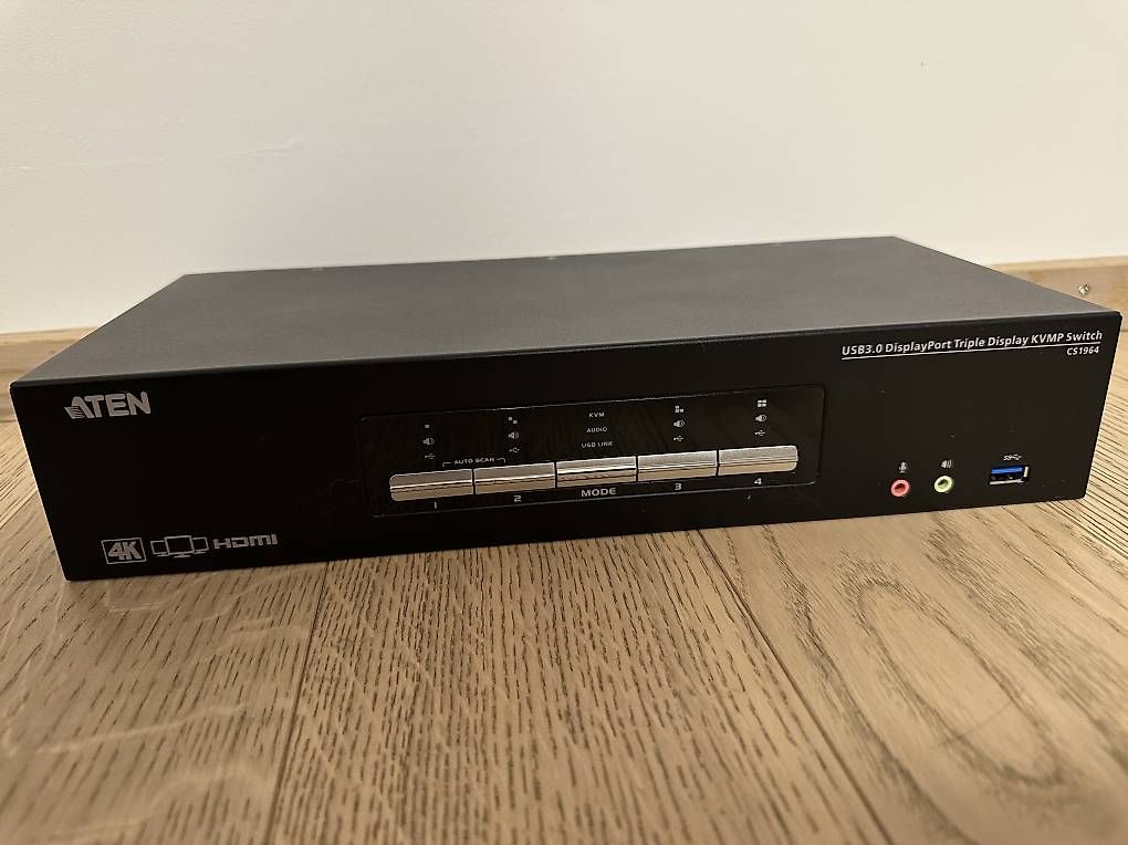 Hub & Switch: Aten CS1964 KVM Switch – Usato da Horw venduto da Marafiki 1