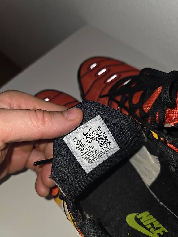 Herrenschuhe: Nike Requin Air Max Plus Taille 43 – Gebraucht aus Pully von fer_8lm6 3
