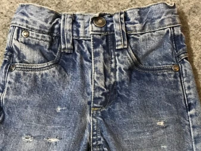 Pantaloni: Coole Jeans Grösse 80 Vintage Look – Usato da Guntershausen venduto da Gloominati 1