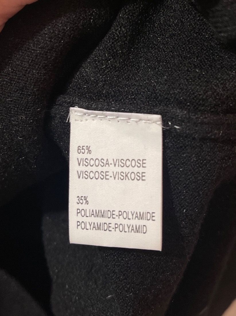 Maglioni & Felpe: Cardigan nero – Usato da Rancate venduto da Waly__ 2