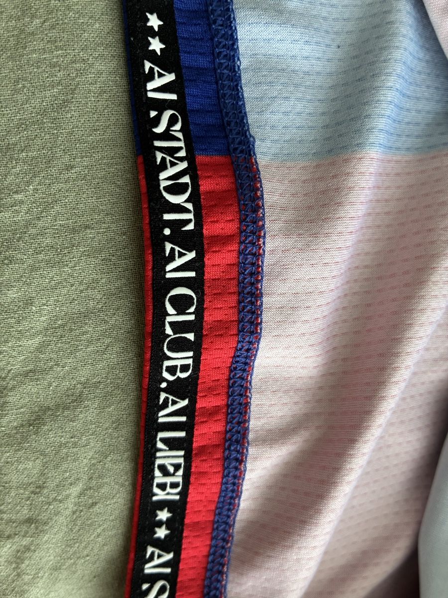 FC Basel Leibchen & Hosen: Fc Basel Trikot Gr. L / Michael Lang – Gebraucht aus Kehrsatz von mes_p7jc 2