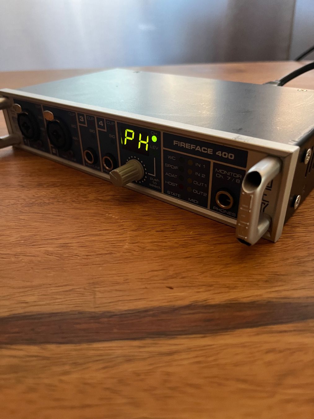 RME Attrezzatura per studi di registrazione: RME Fireface 400 Audio Interface gebrauchter Zustand – Usato da Brütten venduto da Danisp 3