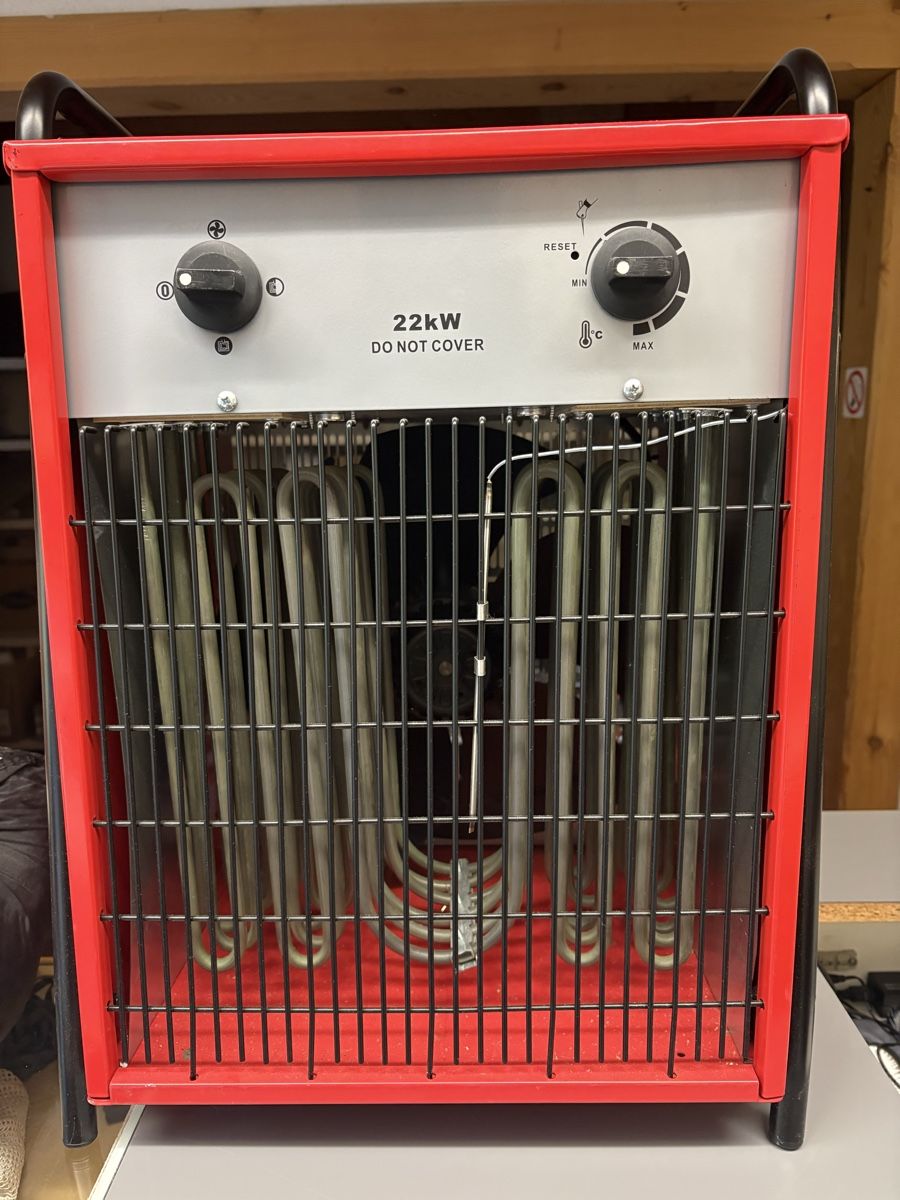 Radiatori: Rotek 22kW Heizlüfter Ungebraucht – Nuovo (secondo la descrizione) da Lauterbrunnen venduto da Johnny_LBR