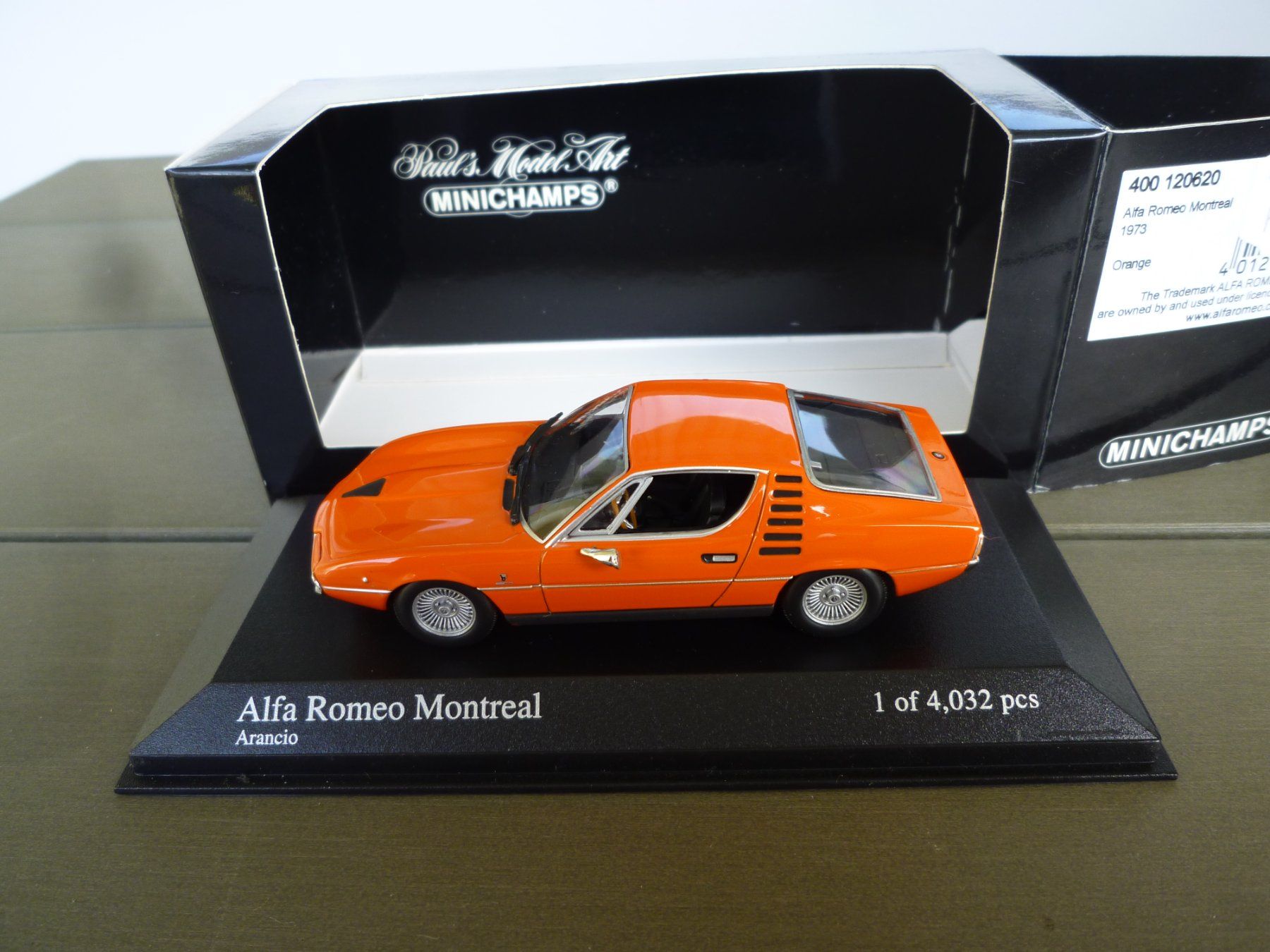 Alfa Romeo Modellini d'auto: Alfa Romeo Montreal (1973) – Nuovo e nell'imballaggio originale da Flawil venduto da Imperiosud 1