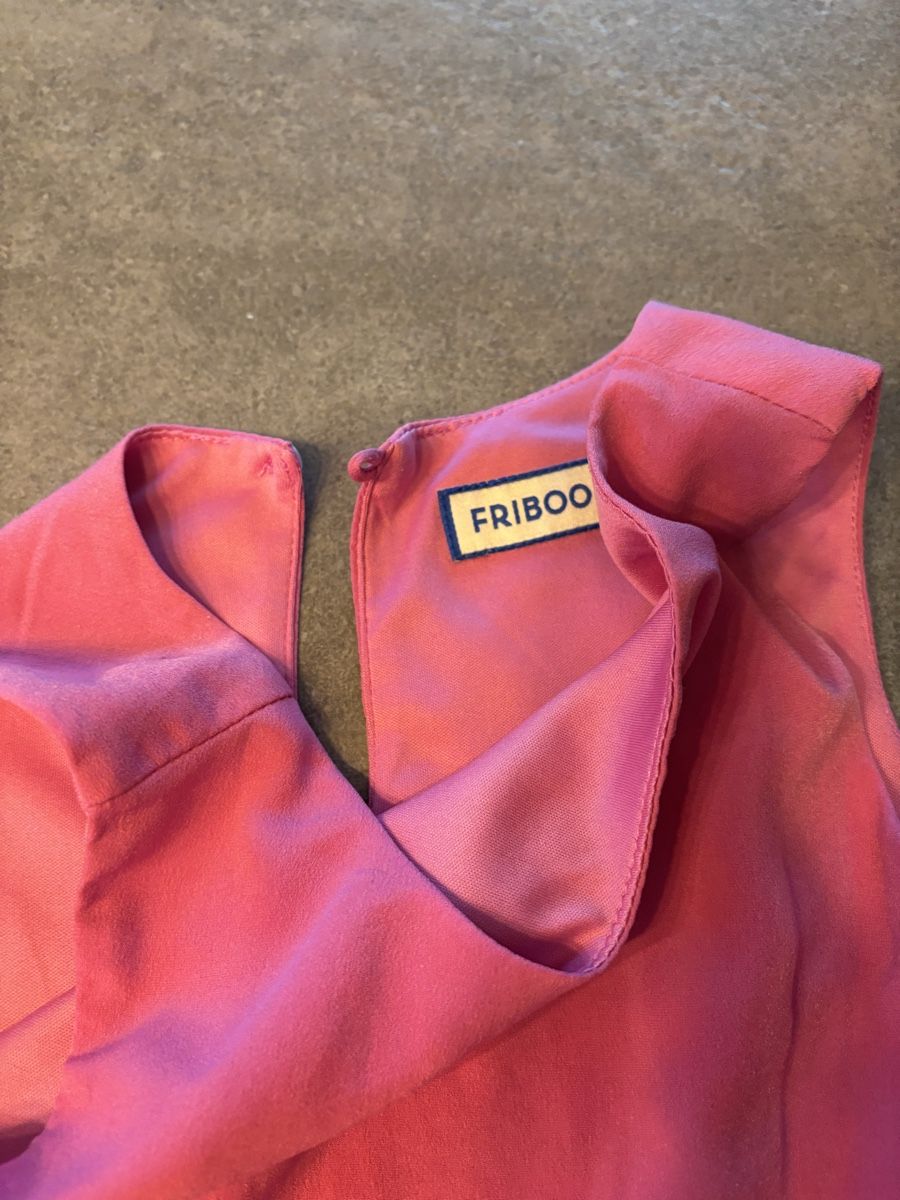 Friboo Vestiti & Gonne: Robe 98-104 – Usato da Chapelle-s-Moudon venduto da vanesso 1