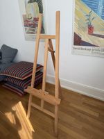 Holz Staffelei für Kunst und Präsentation neuwertig