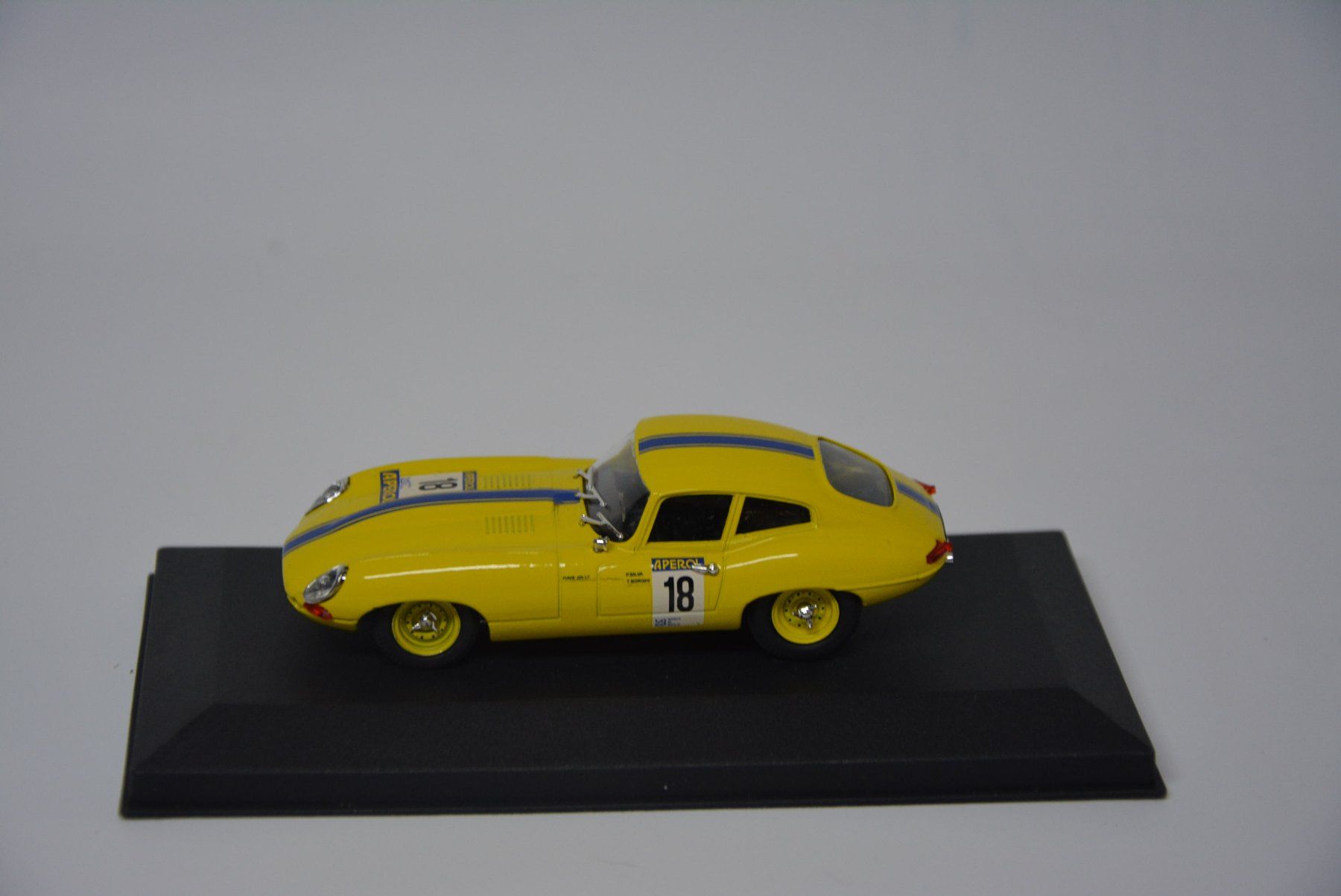 Jaguar Modellini d'auto: Jaguar E Type "Targa Florio 88"  , Box , 1:43 – Nuovo (secondo la descrizione) da Goldach venduto da Feivel9 1