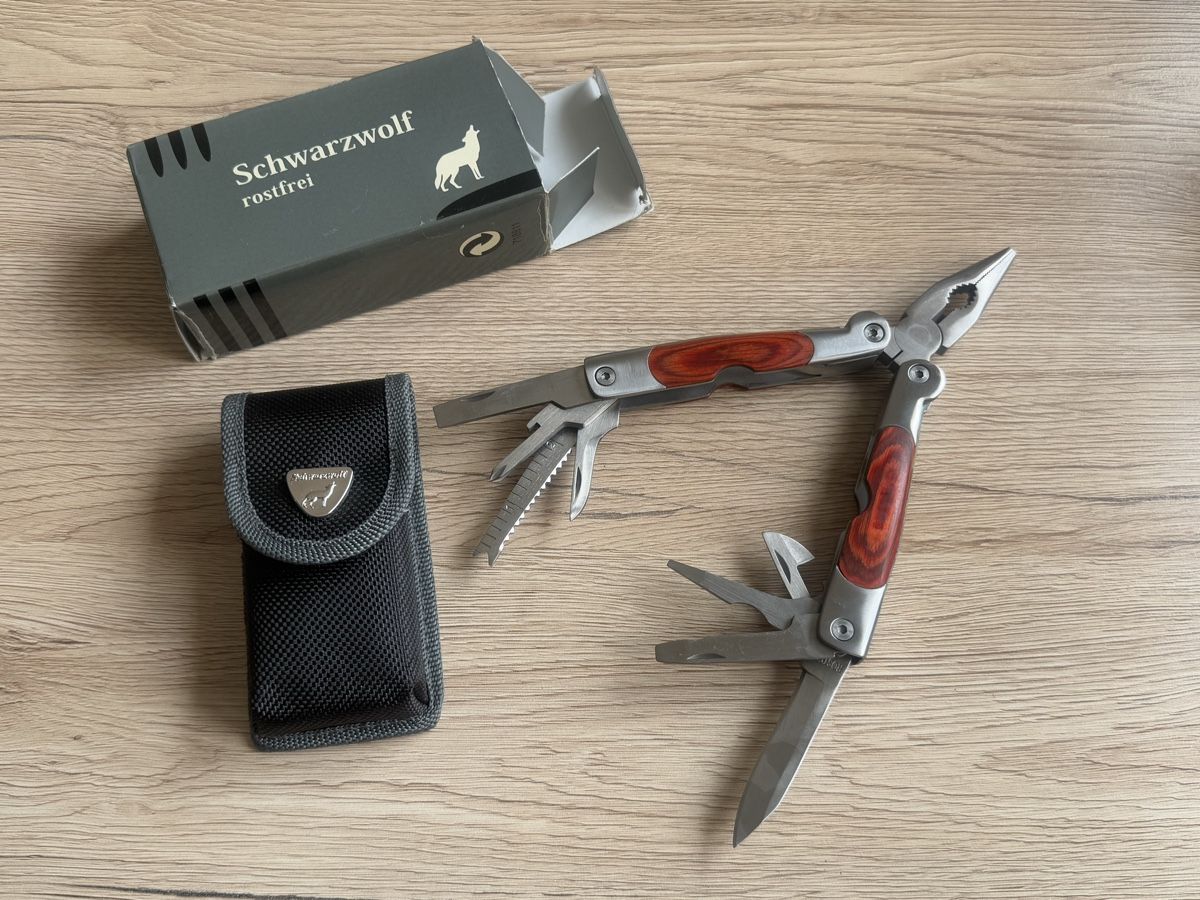 Tutti gli attrezzi: Schwarzwolf Multitool mit Etui – Zange, Messer, Säge  – Usato da Wettingen venduto da Ni_la_lo 5
