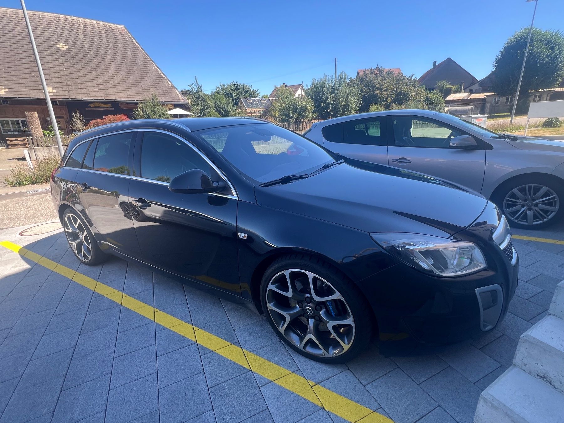 Opel Autos: Opel Insignia OPC – D'occasion à Leuzigen par jas_wll7 7