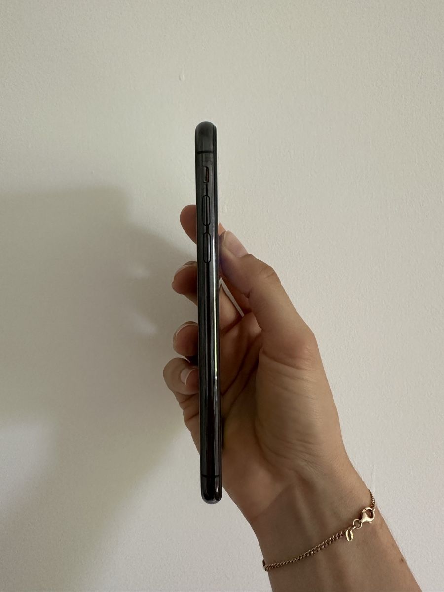 Apple Handys / Smartphones: Apple iPhone XS mit BURGA-Hülle – Gebraucht aus Wettingen von patrizia2510 3