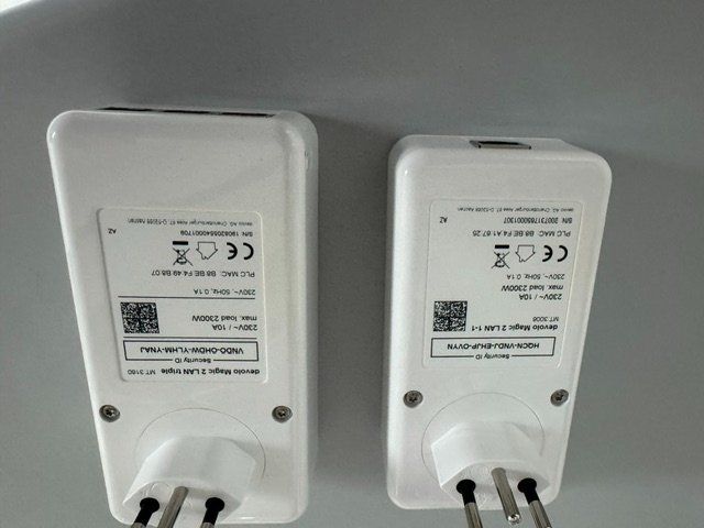 Spine: Internet Verbindung via 230 Volt – Usato da Koppigen venduto da Gerhard1 1