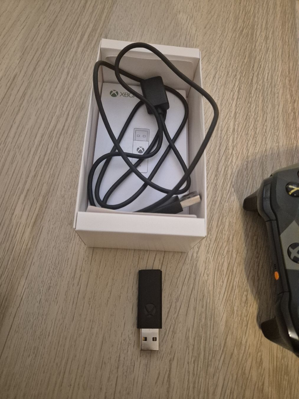 Microsoft Manettes: Xbox One Wireless Controller Camouflage + Wireless Adapter – D'occasion à Rothrist par ner_27ct 4
