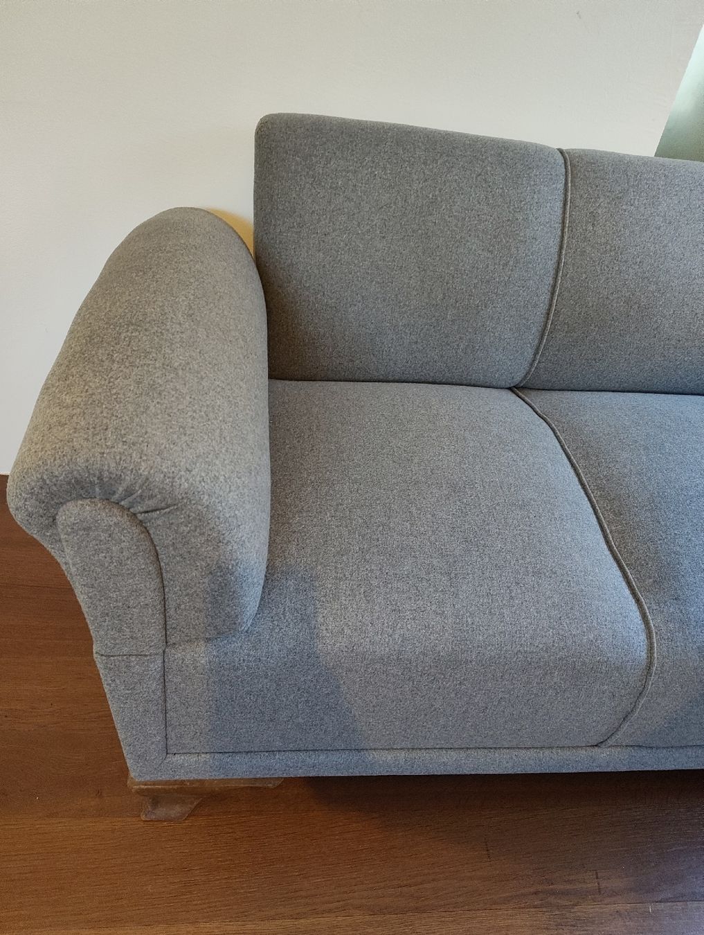 Sofas: Sofa – Gebraucht aus Steinen von Olimey 1