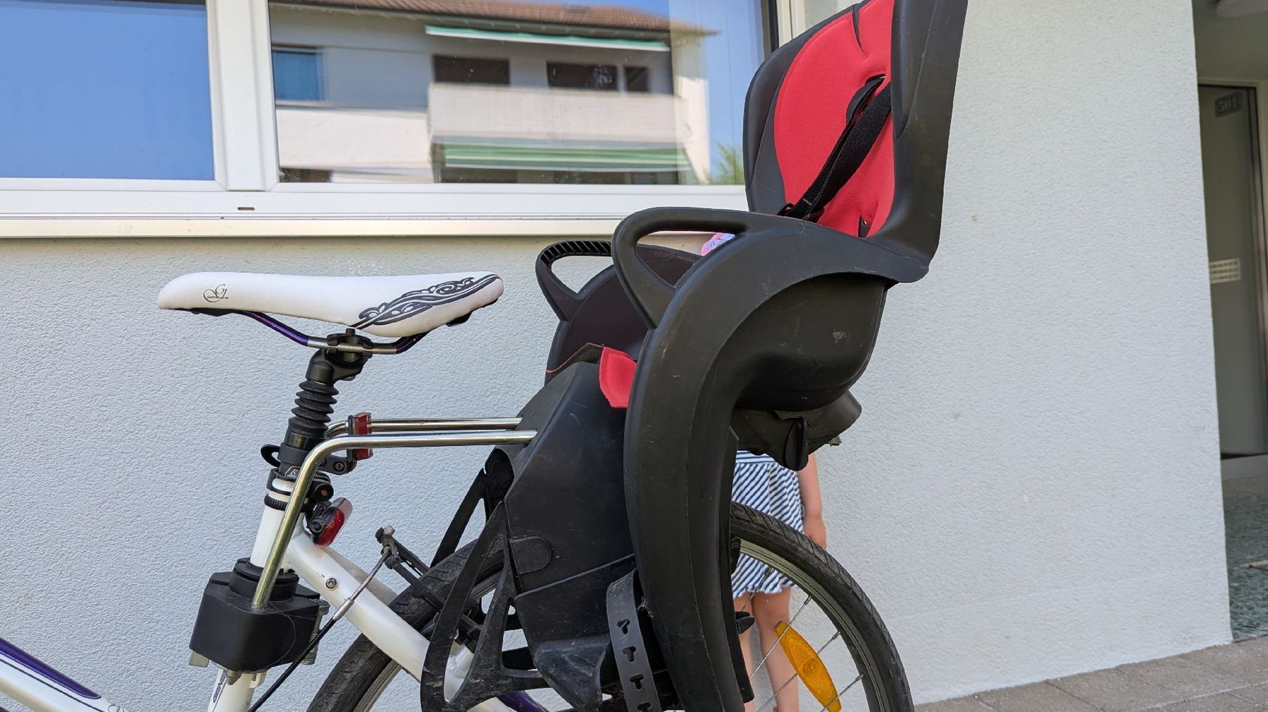 Marsupi portabebè: Hamax Kinder Velositz max 22 kg – Usato da Steinmaur venduto da Ottelo 3