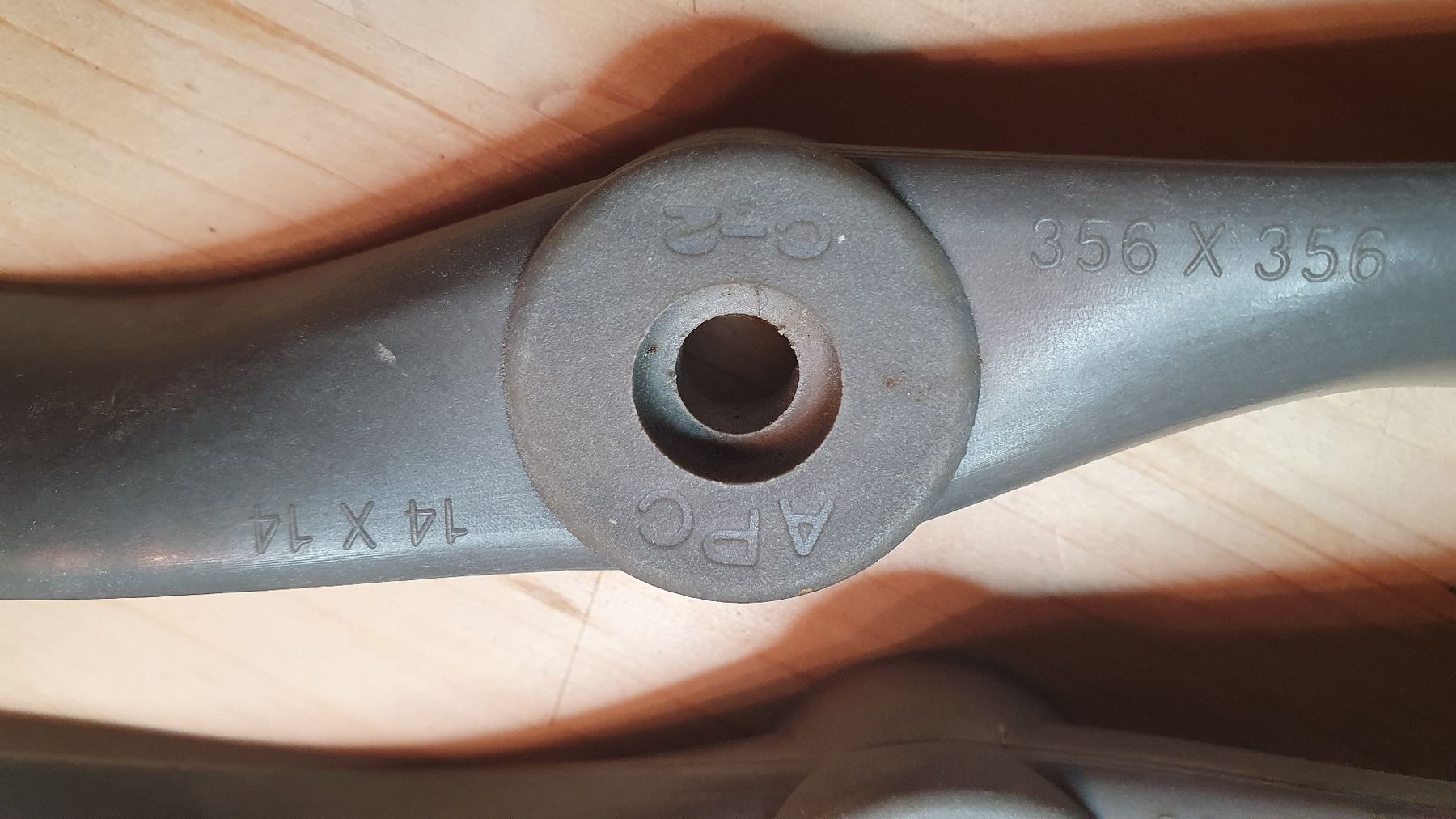 RC Modellbau: Apc Propeller 14 x14 / 14,4 x 13 – Gebraucht aus Hausen AG von Lothar64 1