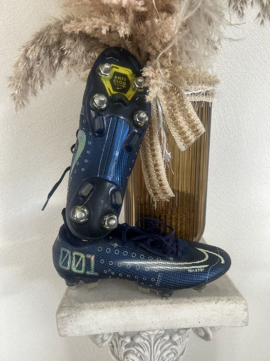 Scarpe da uomo: Nike Fussballschuhe – Usato da Tuggen venduto da Chris_Sean