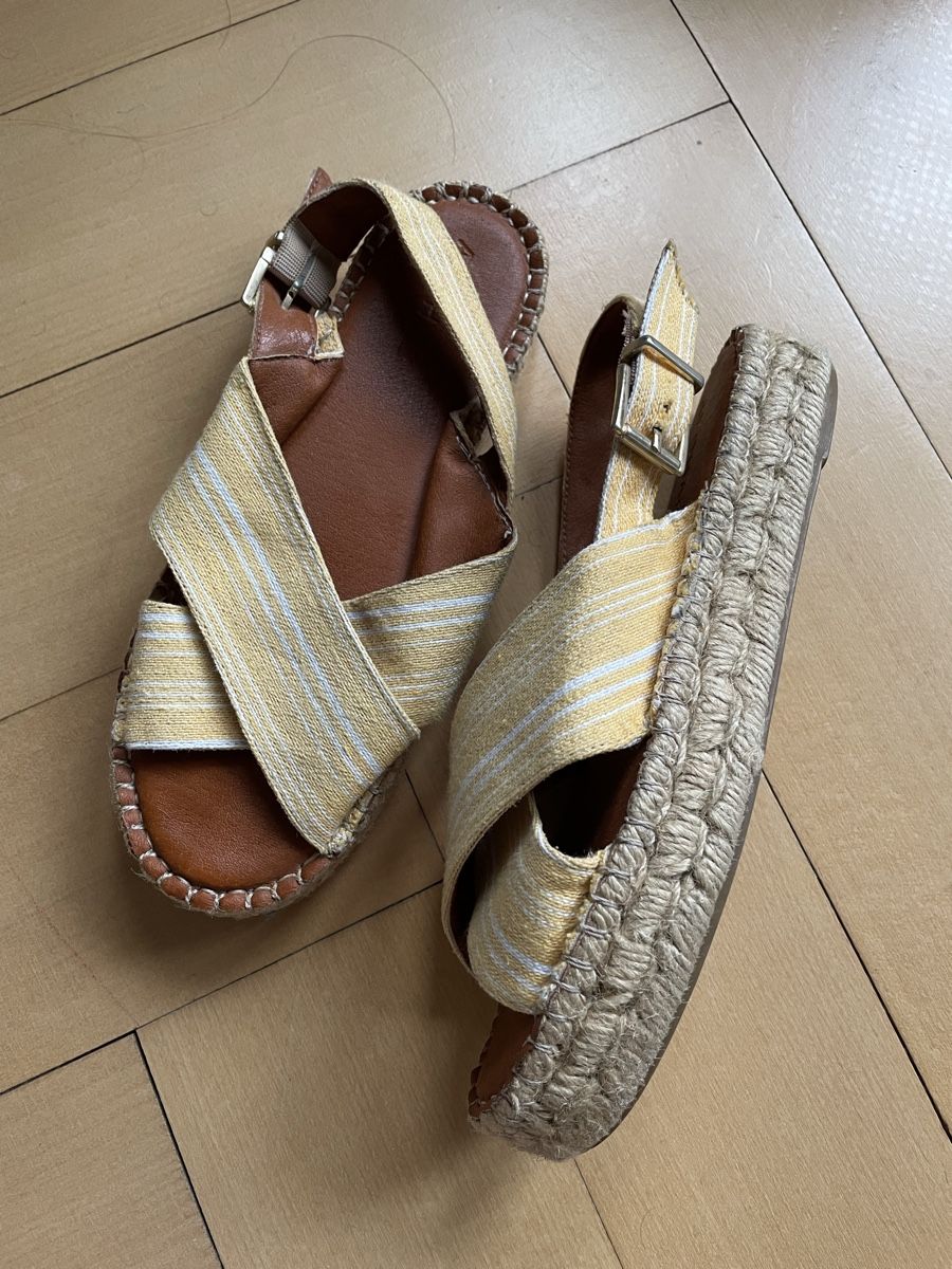 Alohas Scarpe da donna: Alohas Sommerschuh – Usato da Basel venduto da BiancaCCC