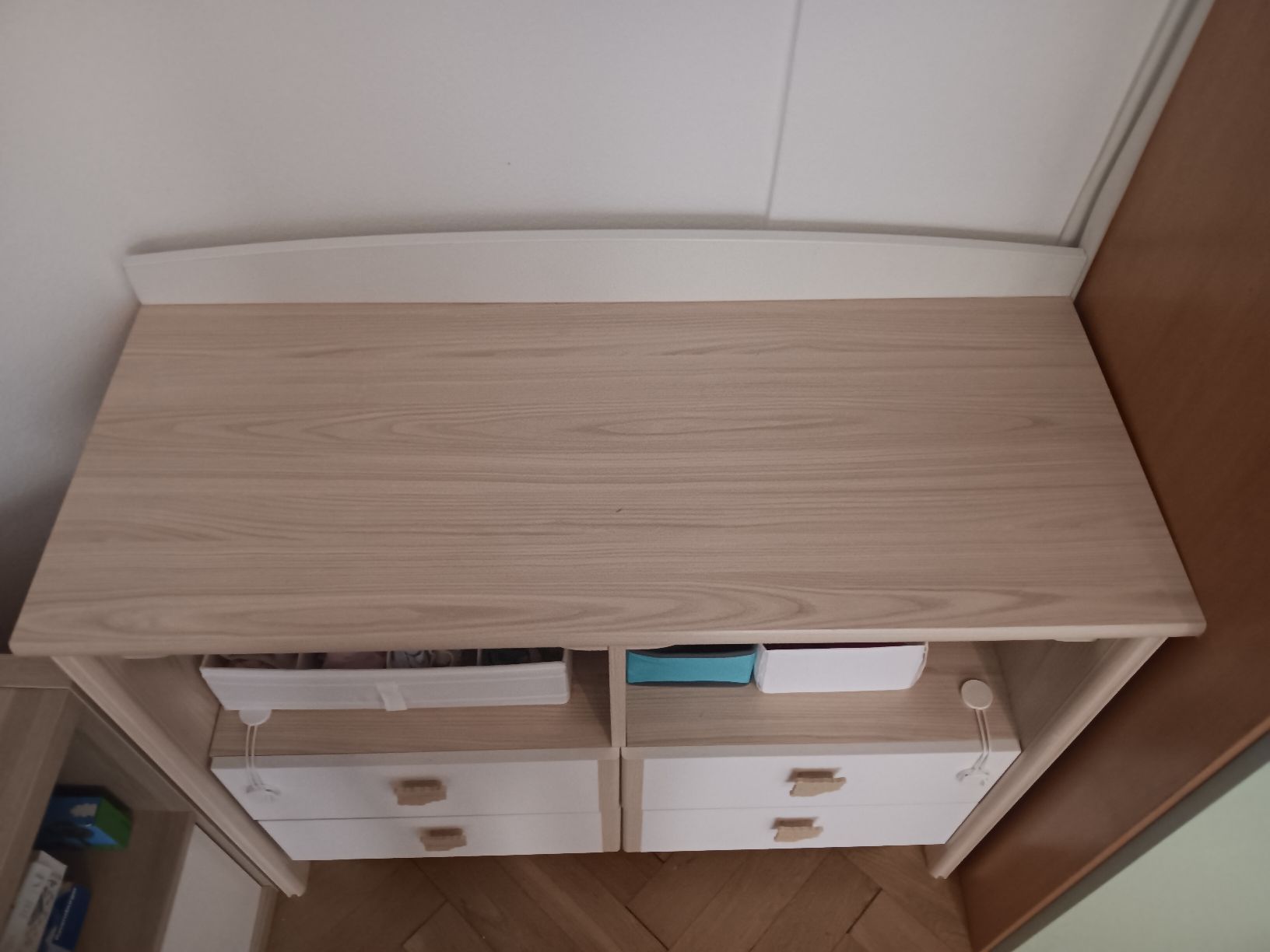 Wickeltisch & Zubehör: commode table à langer modulable – Gebraucht aus Lausanne von Grabock 1