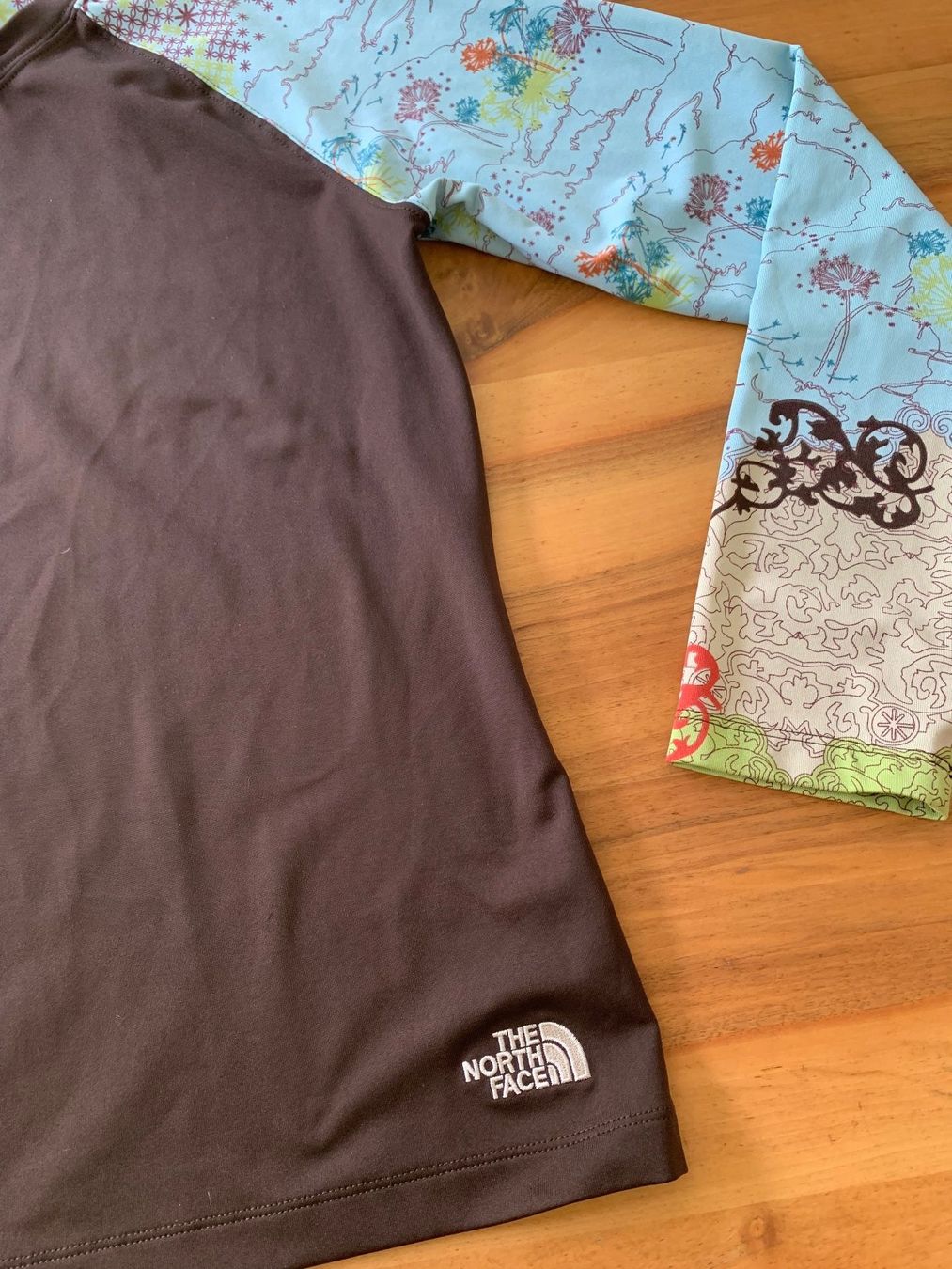 North Face T-shirt: THE NORH FACE Longsleeve Gr. S – Nuovo (secondo la descrizione) da Meiringen venduto da luanik 1