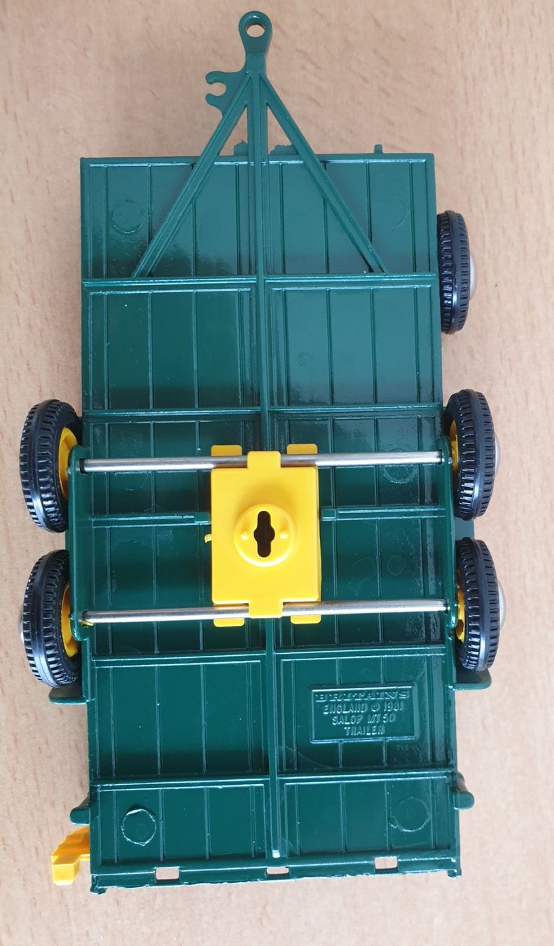 Britains Modellini d'auto: Britains Salop Trailer 9533 von 1981 1:32 Mint, aber.... – Nuovo (secondo la descrizione) da Wallisellen venduto da Walter8304 3