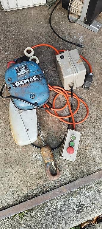 Mehrzweckzüge: Kettenzug Demag – Gebraucht aus Ried (Frutigen) von Smu5513