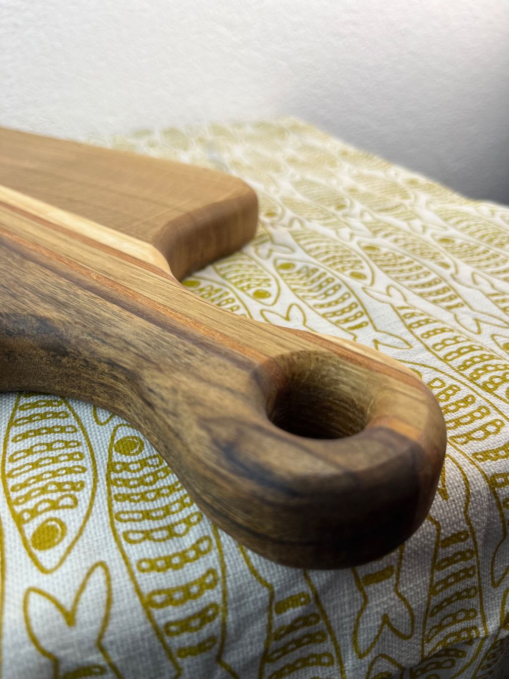 Piatti di portata: Massives Servierbrett Tapasbrett handmade – Nuovo (secondo la descrizione) da Zwillikon venduto da EichenlaubWoodwork 6
