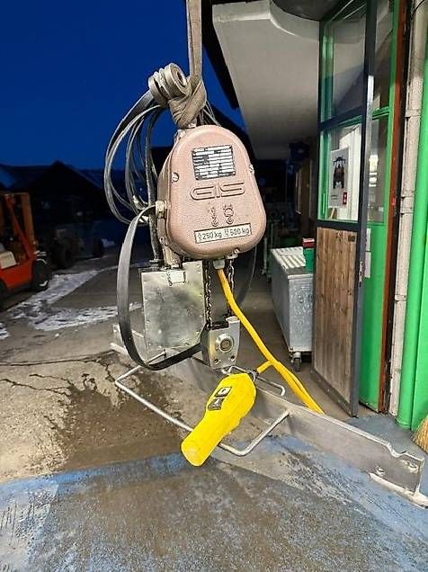 Mehrzweckzüge: Kettenzug GIS – Gebraucht aus Biglen von Emmental
