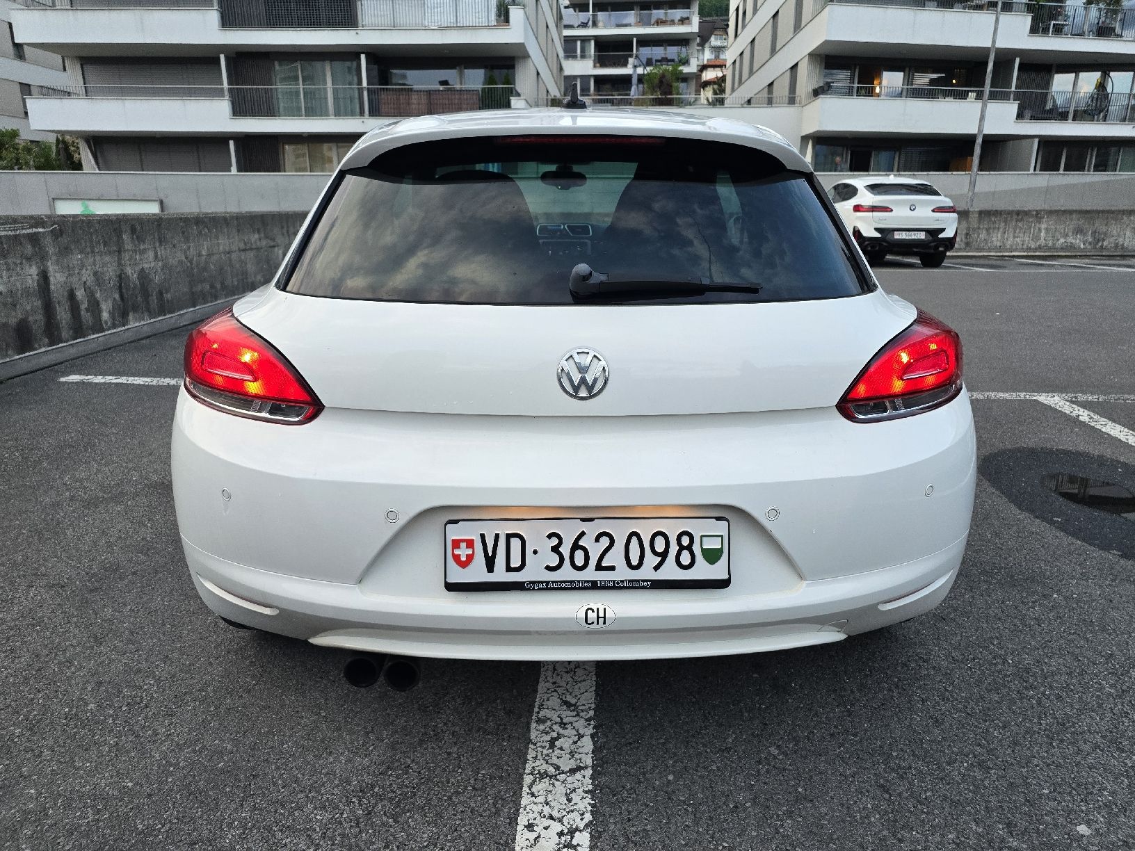 VW Automobili: VW Scirocco 2.0TSI – Usato da Montreux venduto da PremerlServices 4
