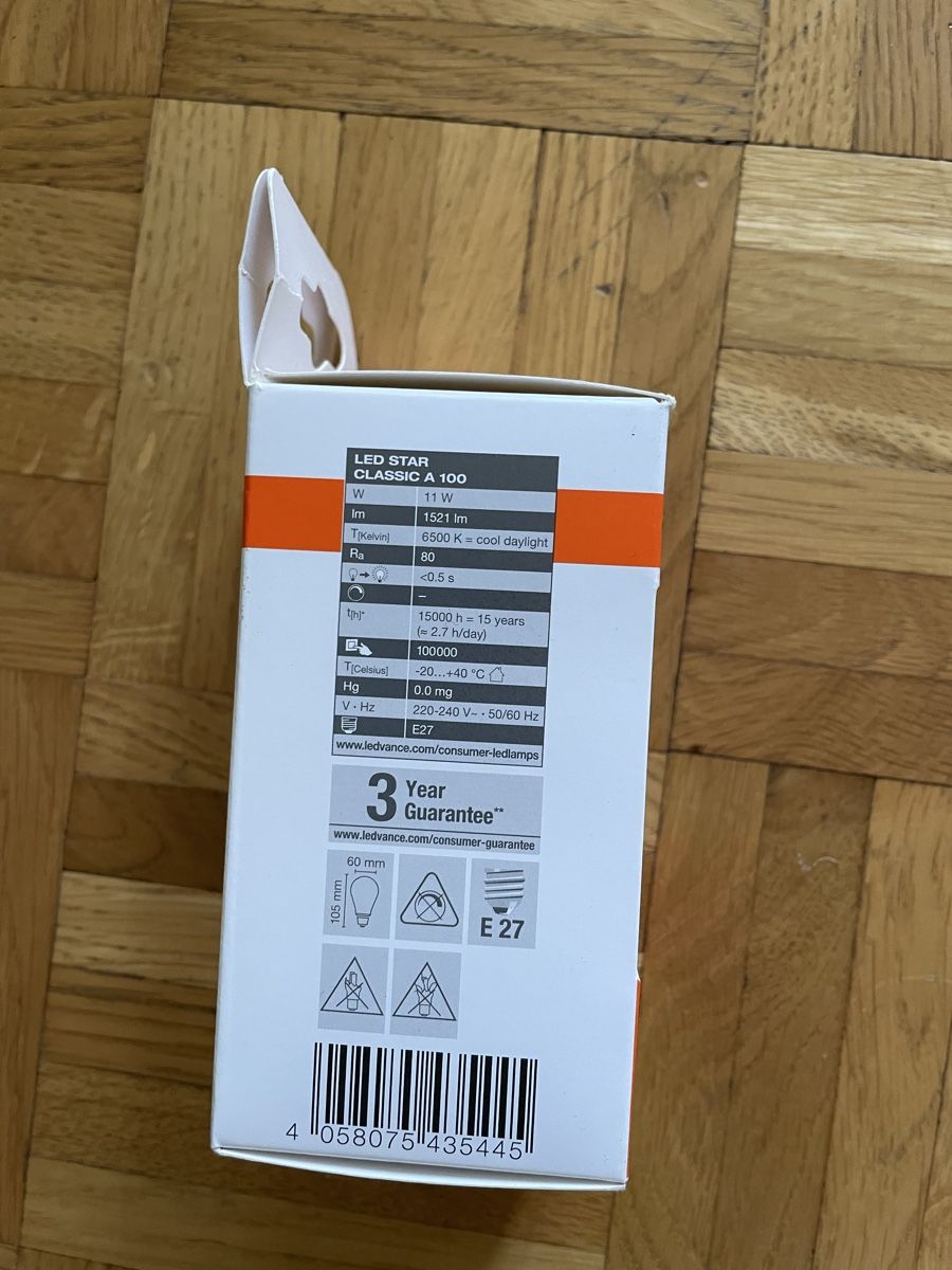 Osram Lampade: OSRAM LED Lampe, E27, Neu, Kaltes Licht – Nuovo (secondo la descrizione) da Zürich venduto da 01pippa 3